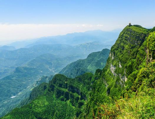 炫美——乐山大佛 、峨眉山、都江堰、青城山  3日游